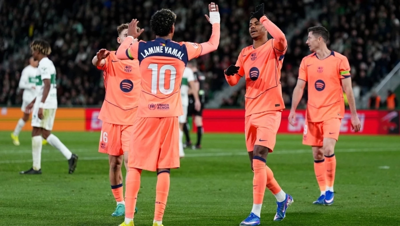 Μπαρτσελόνα: Οπαδός της πήγε στην Αγγλία αλλά μπέρδεψε τα γήπεδα!