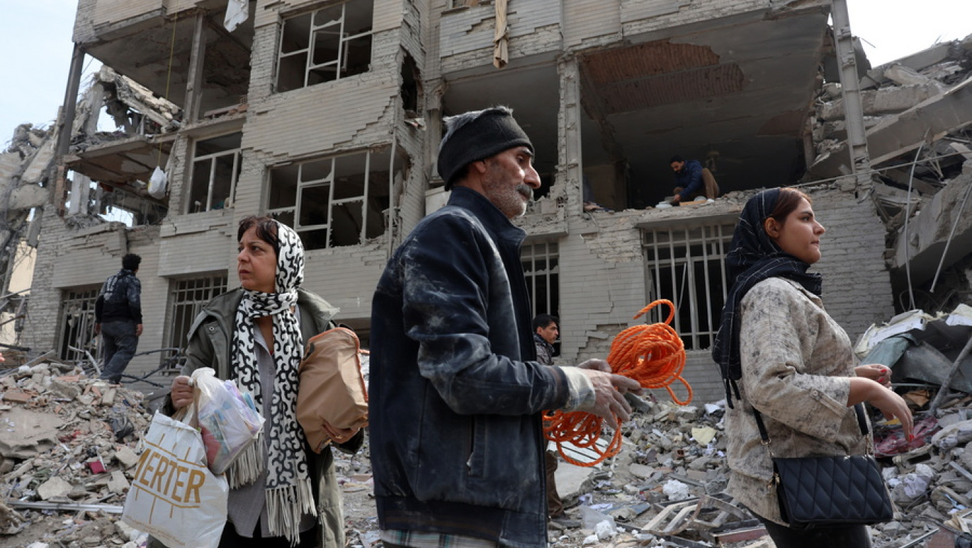 «Ο Πόλεμος στο Ιράν και η Πόρτα του Φρενοκομείου»