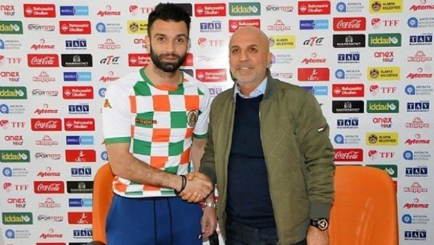 Στην     Αλάνιασπορ    μετακόμισε     ο    Τζαβέλλας