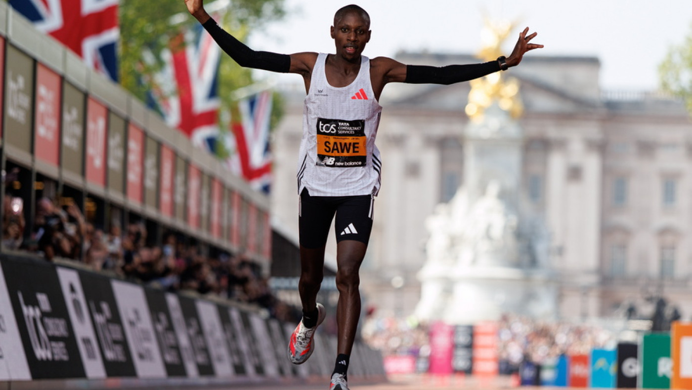 Σαμπάστιαν Σάουε: Από το καλαμπόκι στο παγκόσμιο ρεκόρ με σύμμαχο την Κοκό