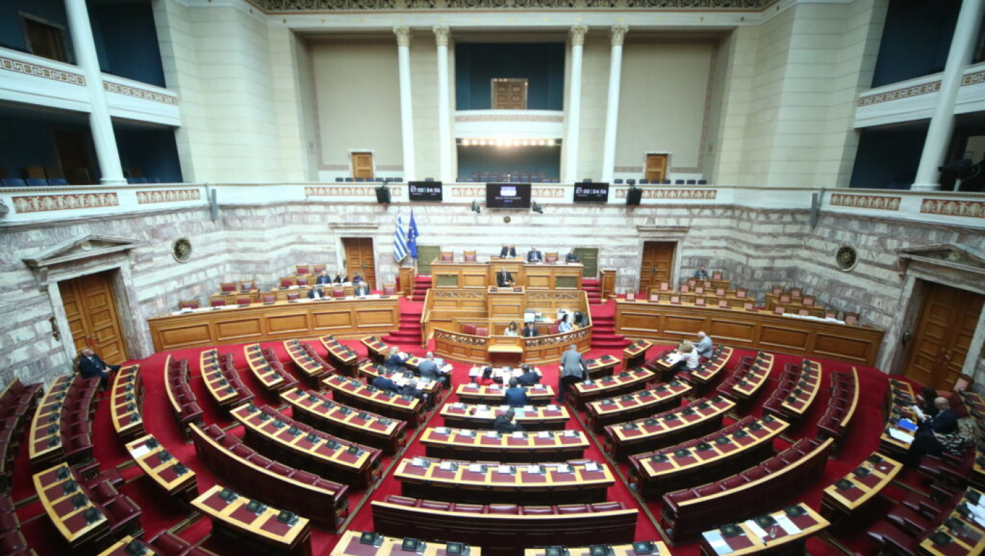 Καμιά επίπτωση για τους 13 «γαλάζιους» βουλευτές: Παραμένουν στα ψηφοδέλτια