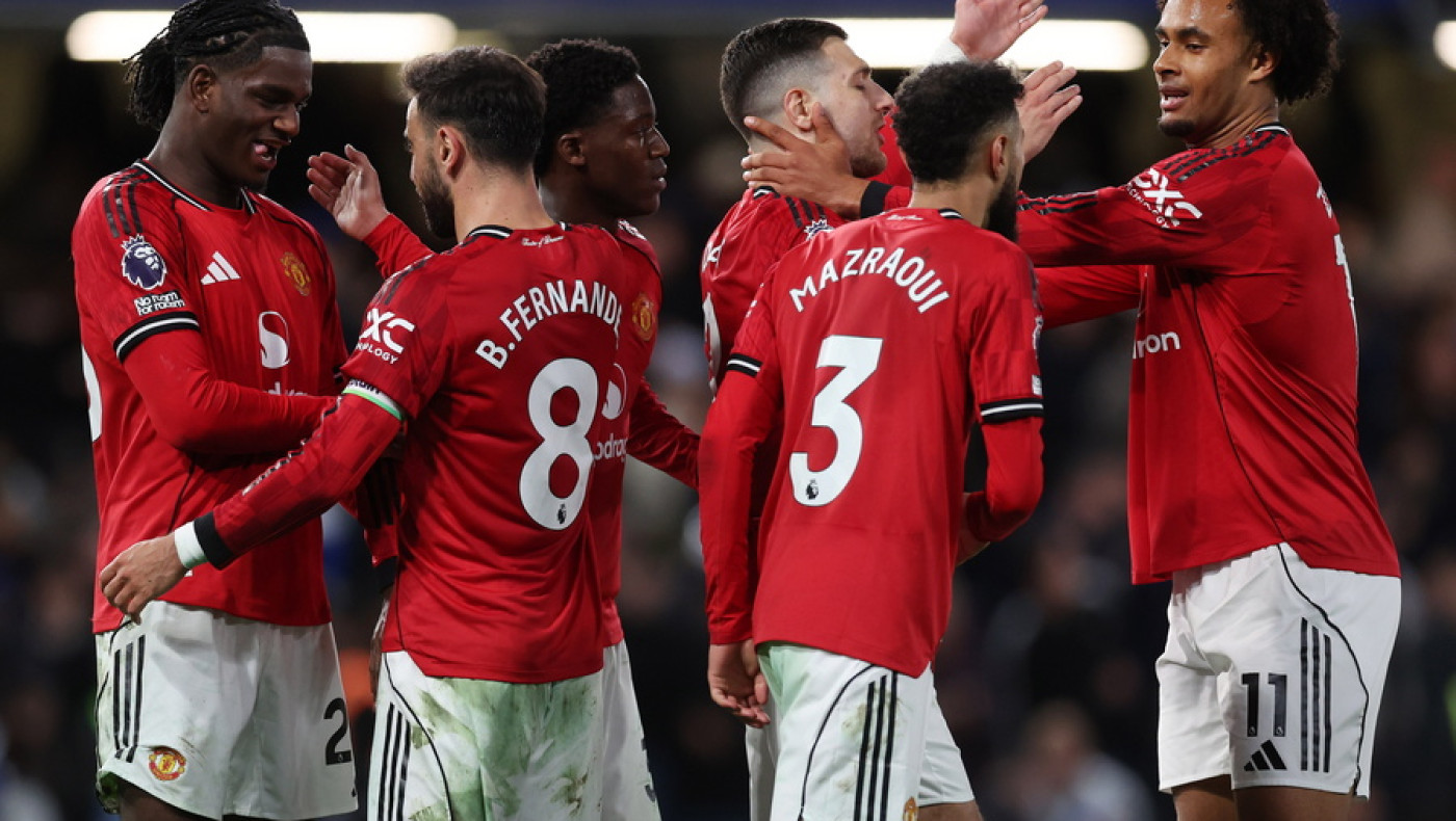 Μάντσεστερ Γιουνάιτεντ: Κερδίζει και βγαίνει στα «αστέρια»