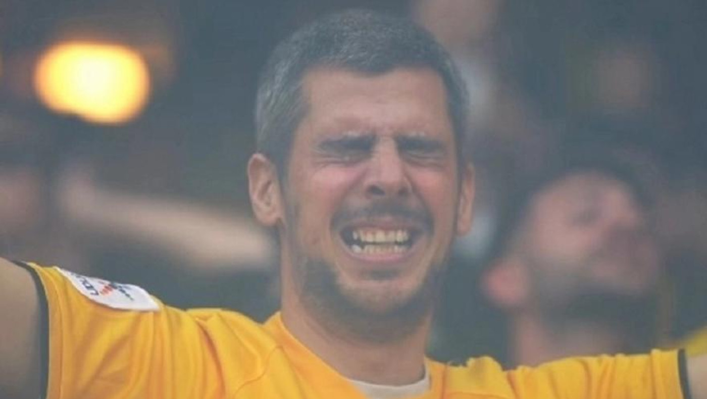 Ο οπαδός της ΑΕΚ που έγινε viral: «Μπλέξαμε… μην το δει η γυναίκα μου»!