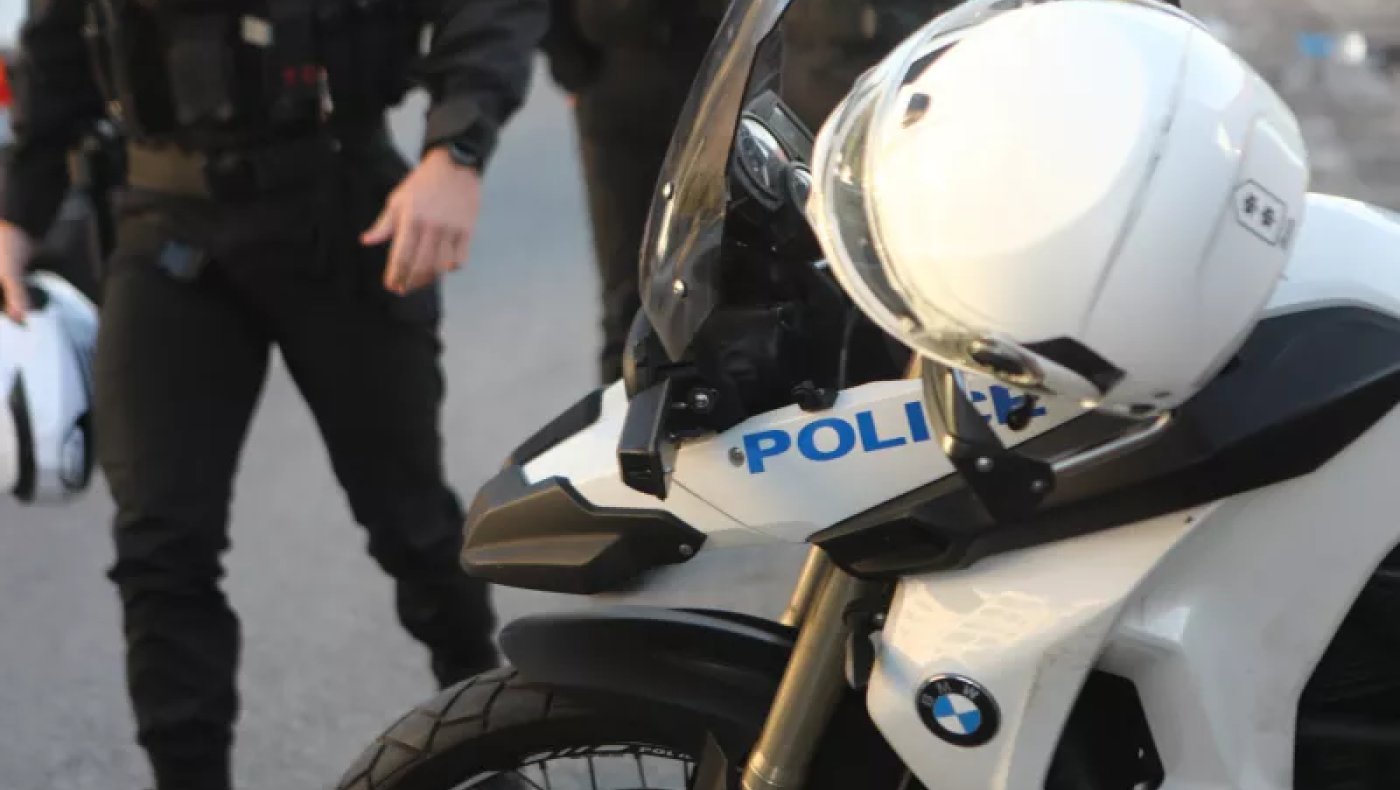 Πάτρα: Ανήλικες ξυλοκόπησαν 13χρονη και κατέγραφαν τον ξυλοδαρμό