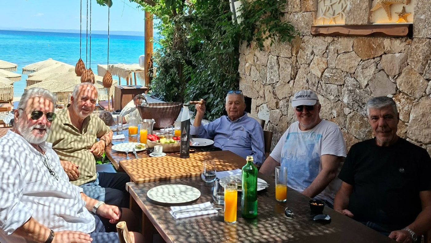 Γηραιός στα σαλόνια