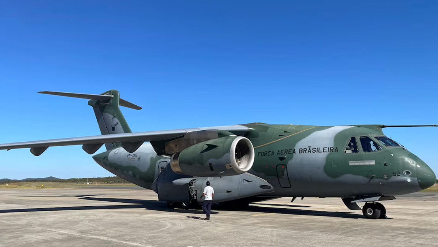 Reuters: «Η Ελλάδα θα αγοράσει αεροσκάφη Embraer C-390, μίνι-υποβρύχια και drones»