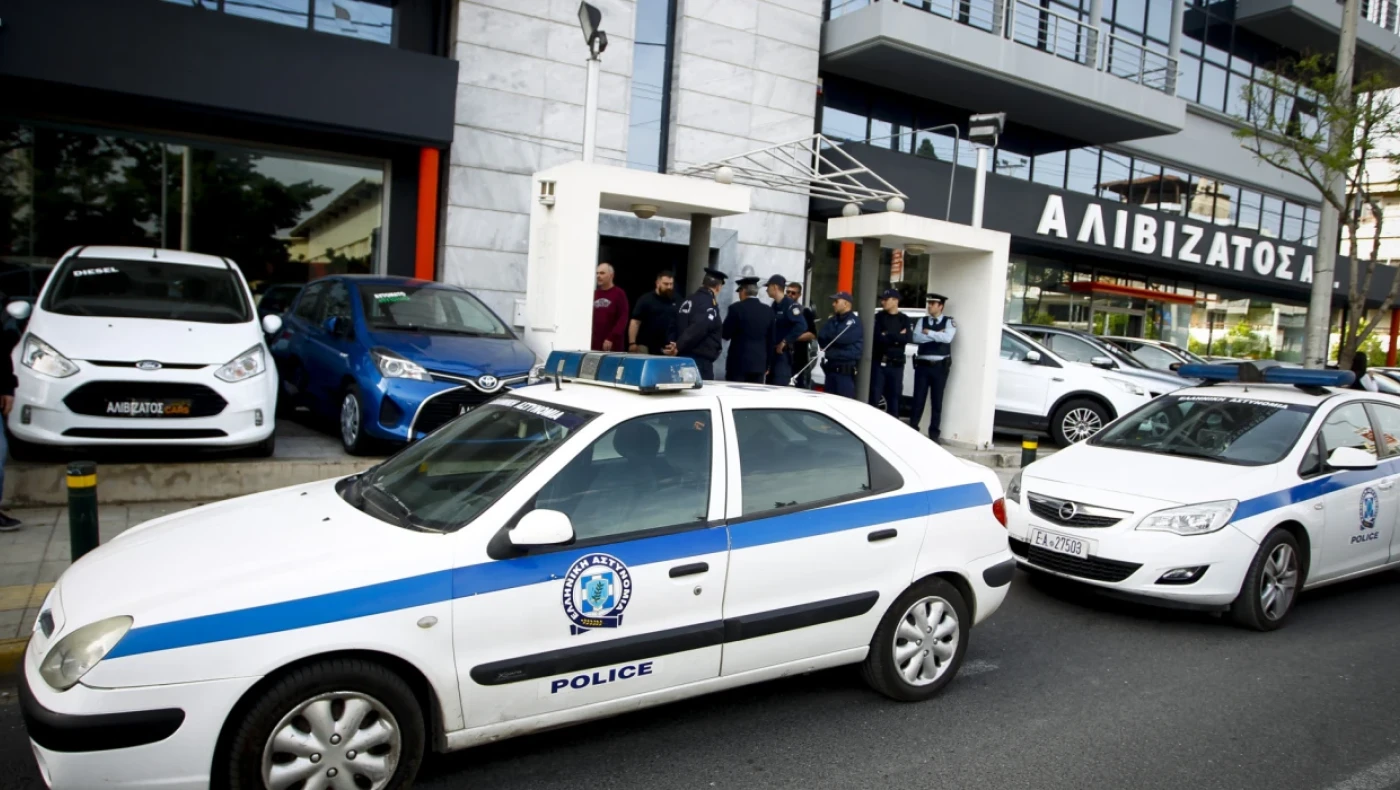 Απίστευτο οπαδικό επεισόδιο: Επιτέθηκαν σε πατέρα με την ανήλικη κόρη του