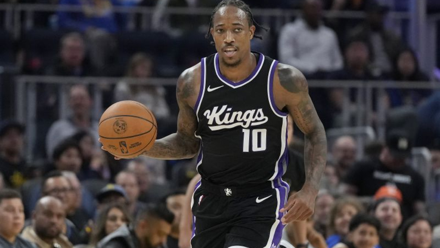 NBA: Οι Χιτ «βλέπουν» ΝτεΡόζαν για συμπαίκτη του Αντετοκούνμπο