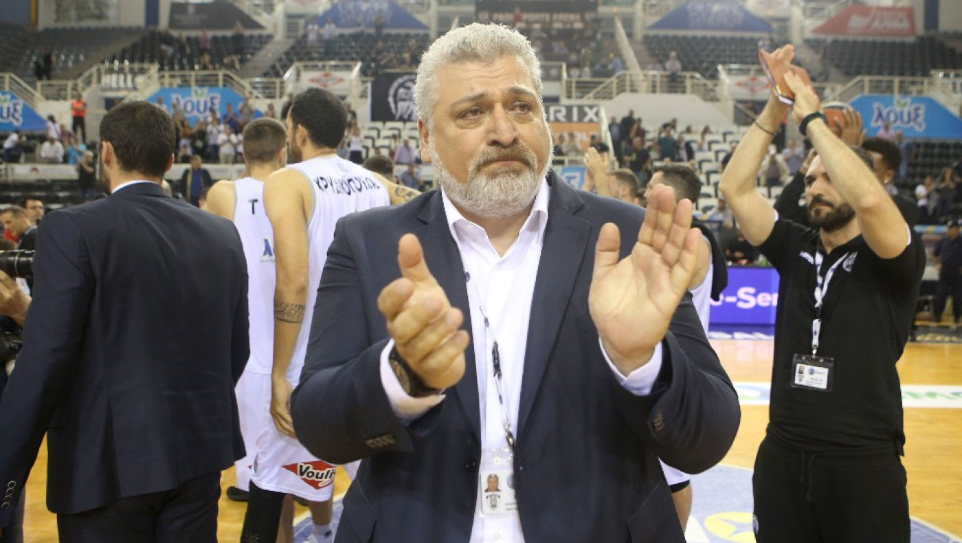 Ζουρνατζίδης: «Καλούνται αθλητές να στείλουν την Εθνική σε Παγκόσμιο, στο οποίο δεν θα κληθούν»