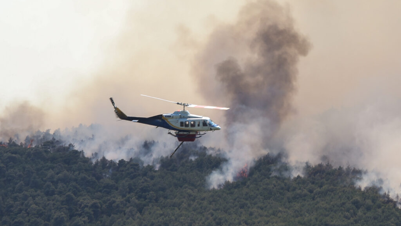 Ψάθα: Τέσσερα ελικόπτερα στον αέρα τη στιγμή της σύγκρουσης, δύο τα πιθανά σενάρια