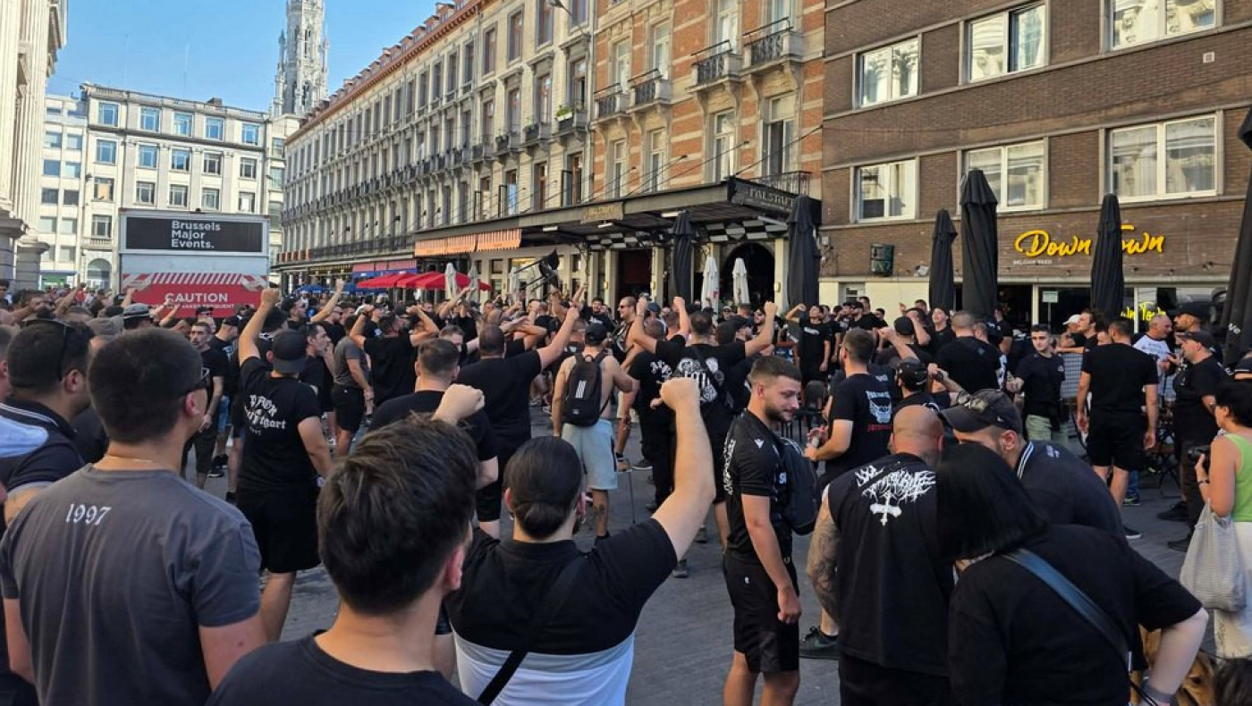 «Μικρή Τούμπα» οι Βρυξέλλες – Στους δρόμους οι οπαδοί του ΠΑΟΚ!