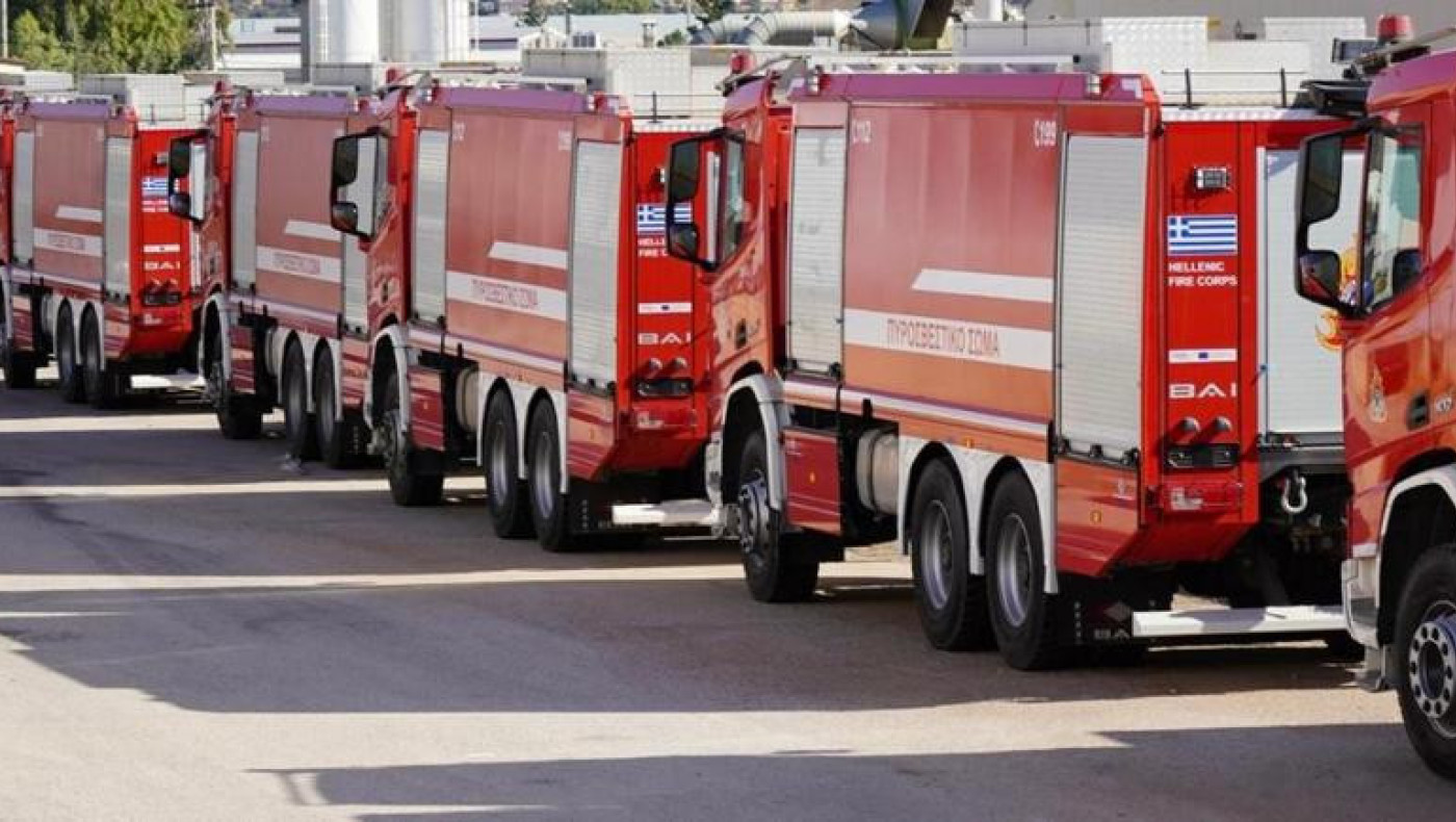 Πυροσβεστική: «Γίγαντες» με 12 τόνους νερό στη μάχη με τις πυρκαγιές