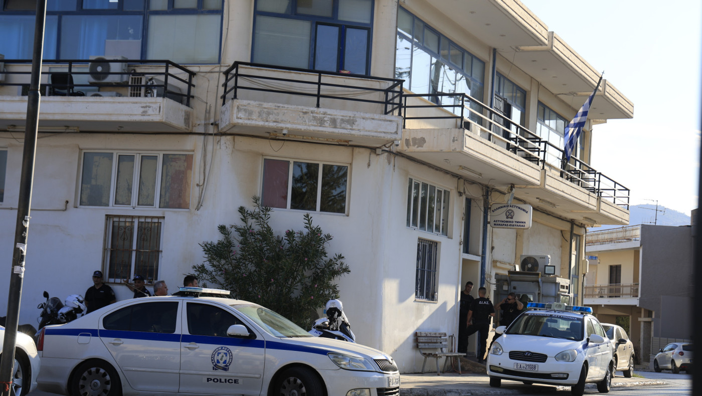 Μάνδρα: Διασωληνωμένος ο 31χρονος που εισέβαλε σε Αστυνομικό Τμήμα