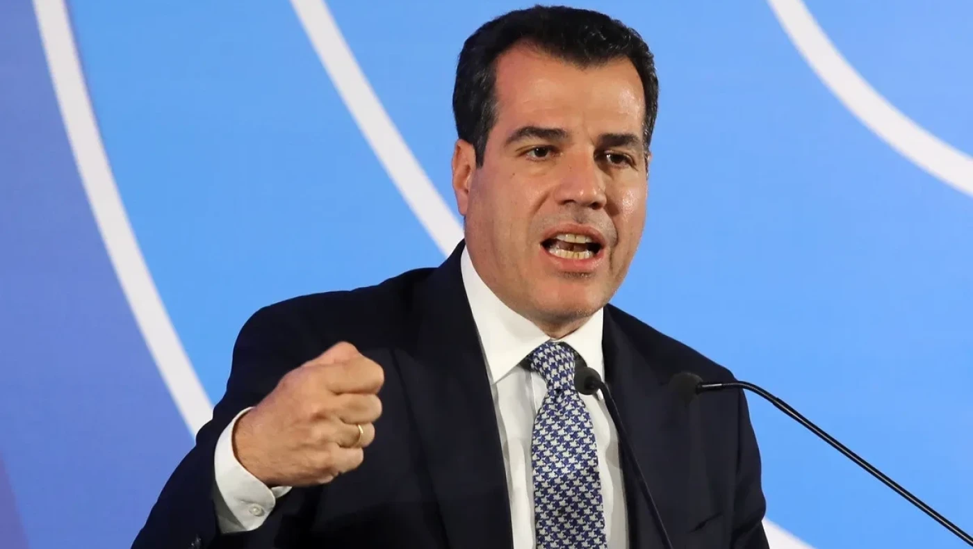 Πλεύρης: Απελαύνονται 93 μετανάστες από τη δομή της Σιντικής, συμφωνία με το Μπαγκλαντές για τρεις πτήσεις