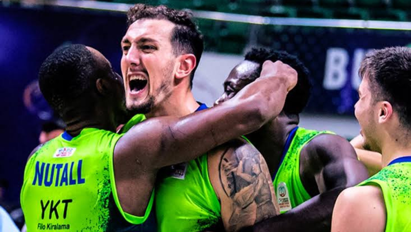 Τουρκία: Απίθανη νίκη της Τόφας με buzzer beater πίσω από το κέντρο (vid)