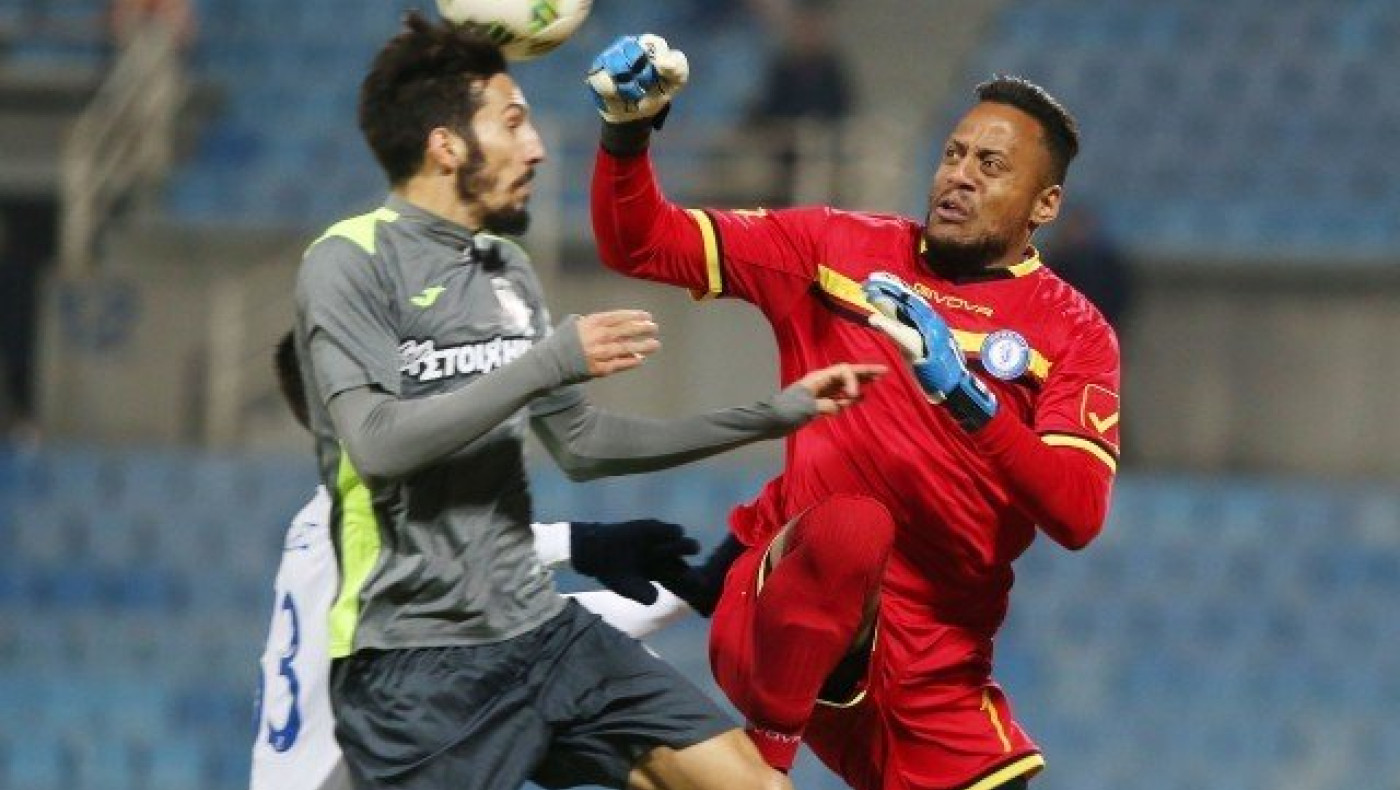 ΠΑΕ ΑΕΛ για Χουάντερσον: «Δεν πιάνει ούτε βαλσαμωμένο πουλί»