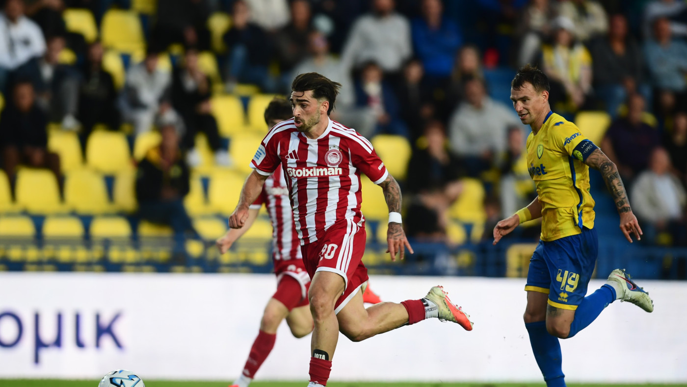 Συνέχισε το νικηφόρο σερί ο Ολυμπιακός: 2-0 στο Αγρίνιο με Ρόκα και Τσικίνιο