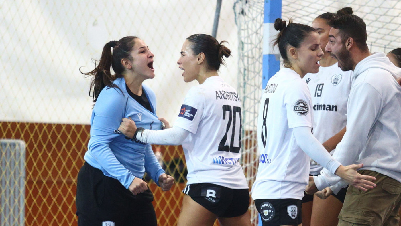 ΑΕΚ-ΠΑΟΚ: Απόκρουση-χρυσάφι από την Τσικνάκη, 27-27 στο ΟΑΚΑ!