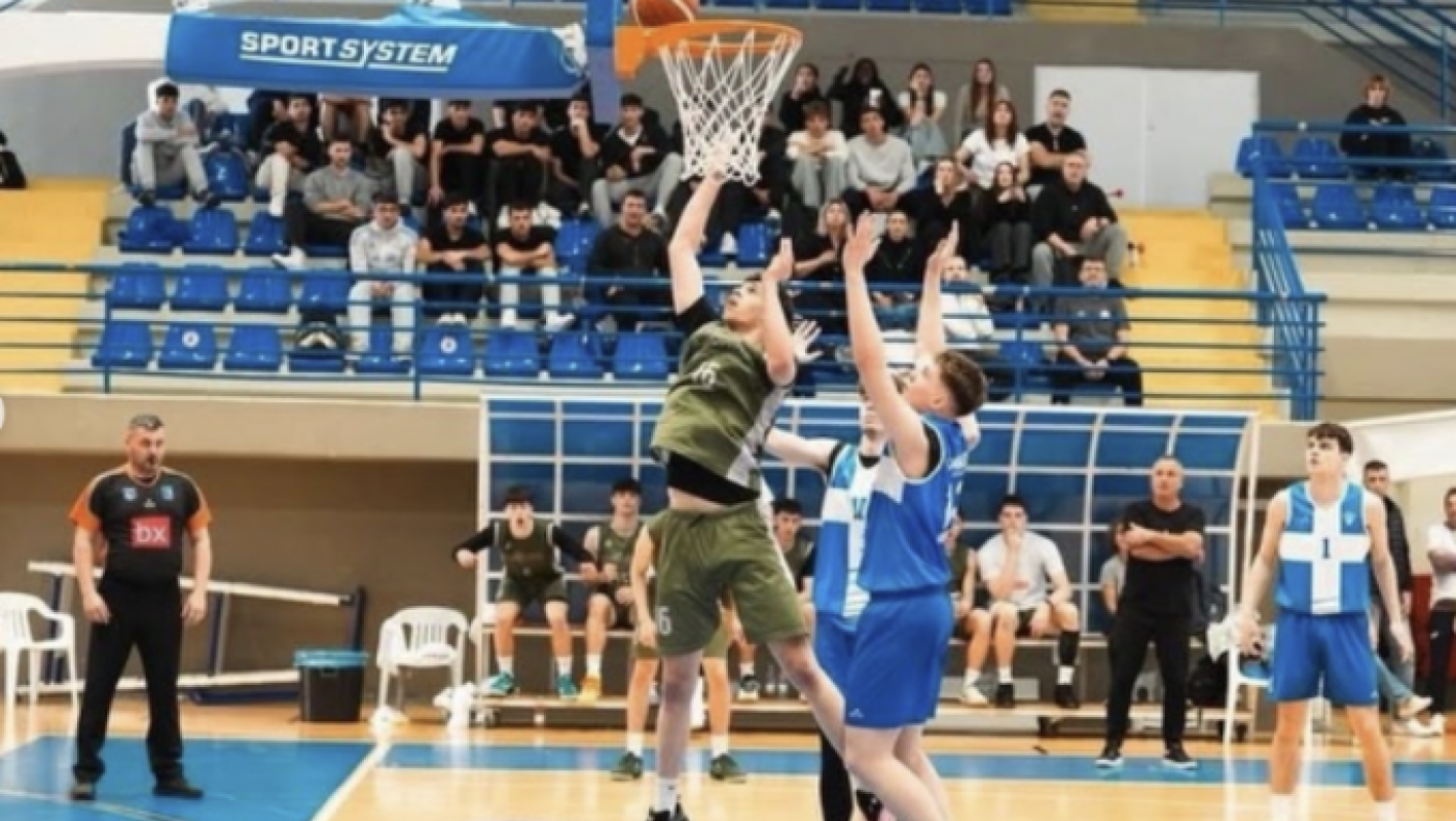 Ξέσπασμα γονέων για τα αίσχη στoν σχολικό αγώνα με τις 52 βολές: «Ο γιός μου σκεφτόταν να σταματήσει τον αθλητισμό»