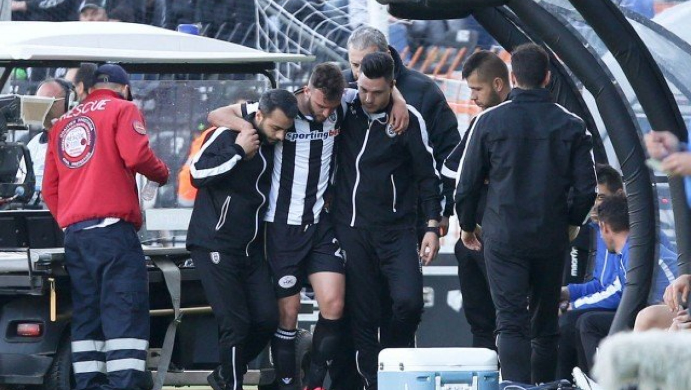 Υποβάλλεται σε εξετάσεις        ο Γιάννης Μυστακίδης