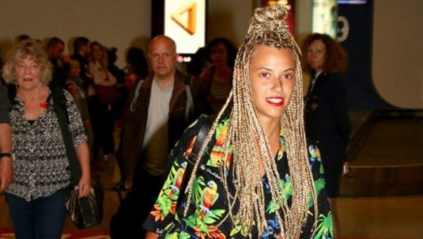 Η      Λαουρίτα   με   μαλλί    Bob   Marley   !    (pics)