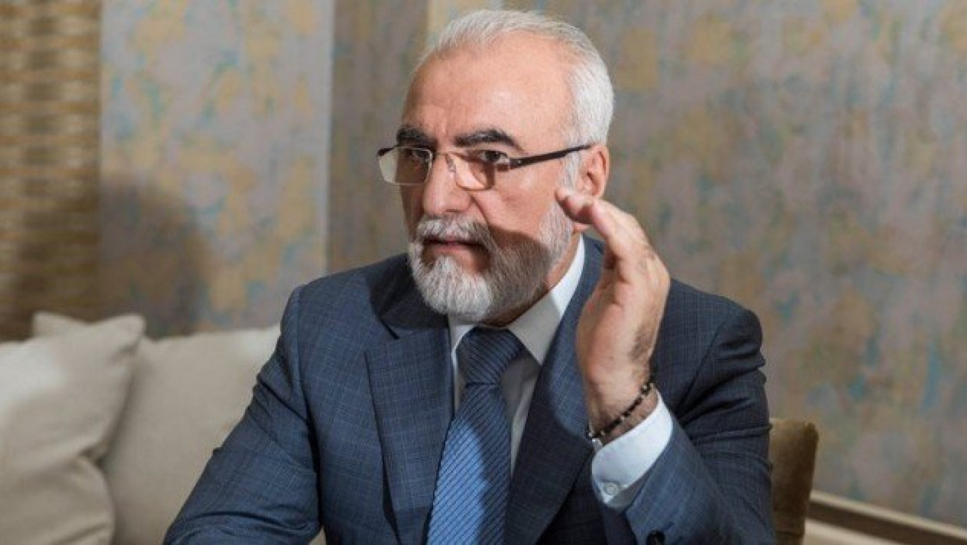 Τηλεδιάσκεψη με...              ειδήσεις  από   τον Ιβάν Σαββίδη