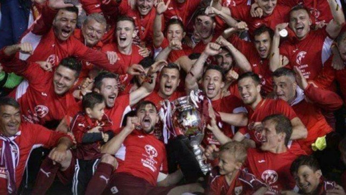 Σήκωσε      το Κύπελλο       Ρουμανίας ο Λάζαρ (pics)