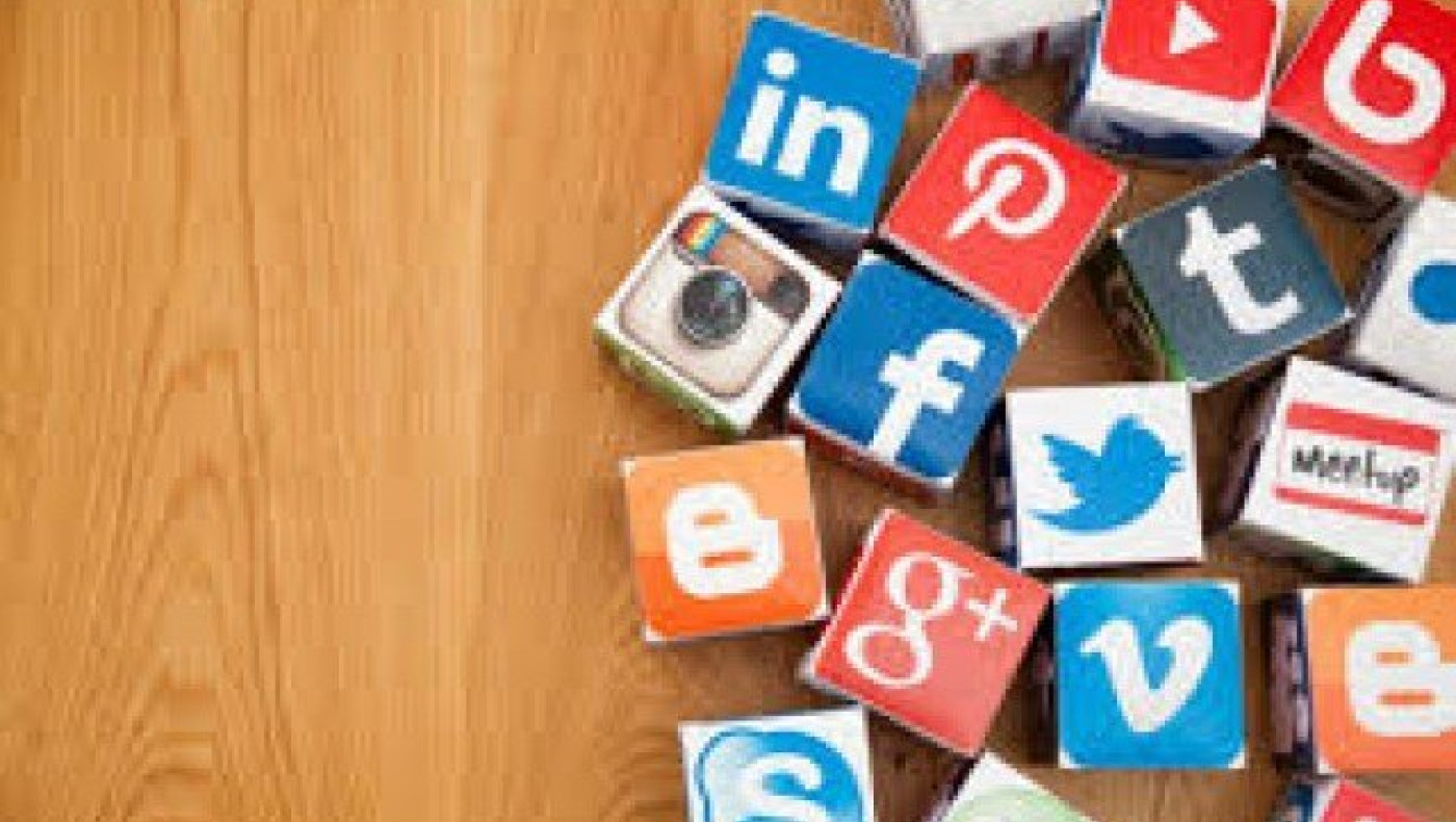 Σύμμαχοι                                              στα social media