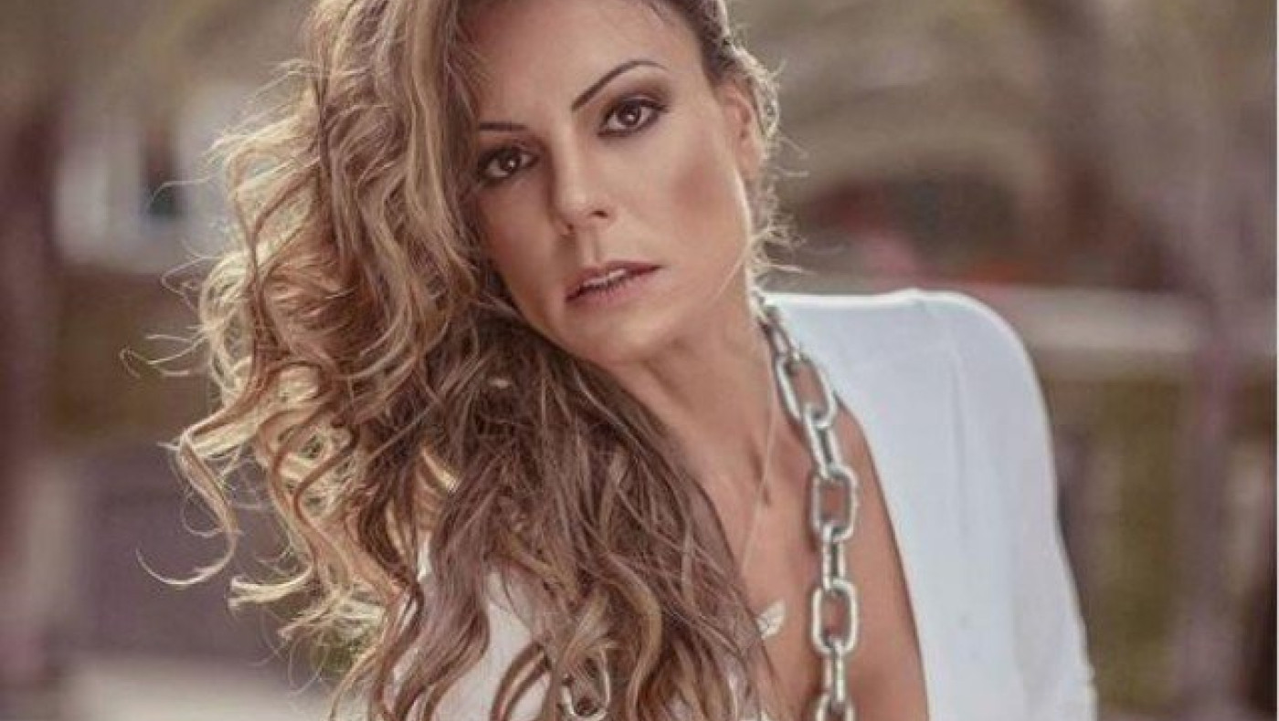 H Tάτι Κολάρες είναι αυτό   που... νομίζεις! (pics)
