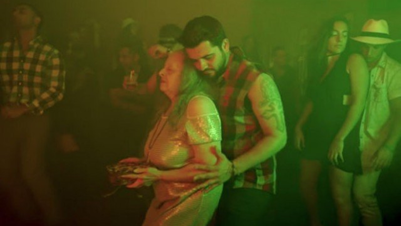 Από το despacito στο ... θες παστίτσιο          (vid)