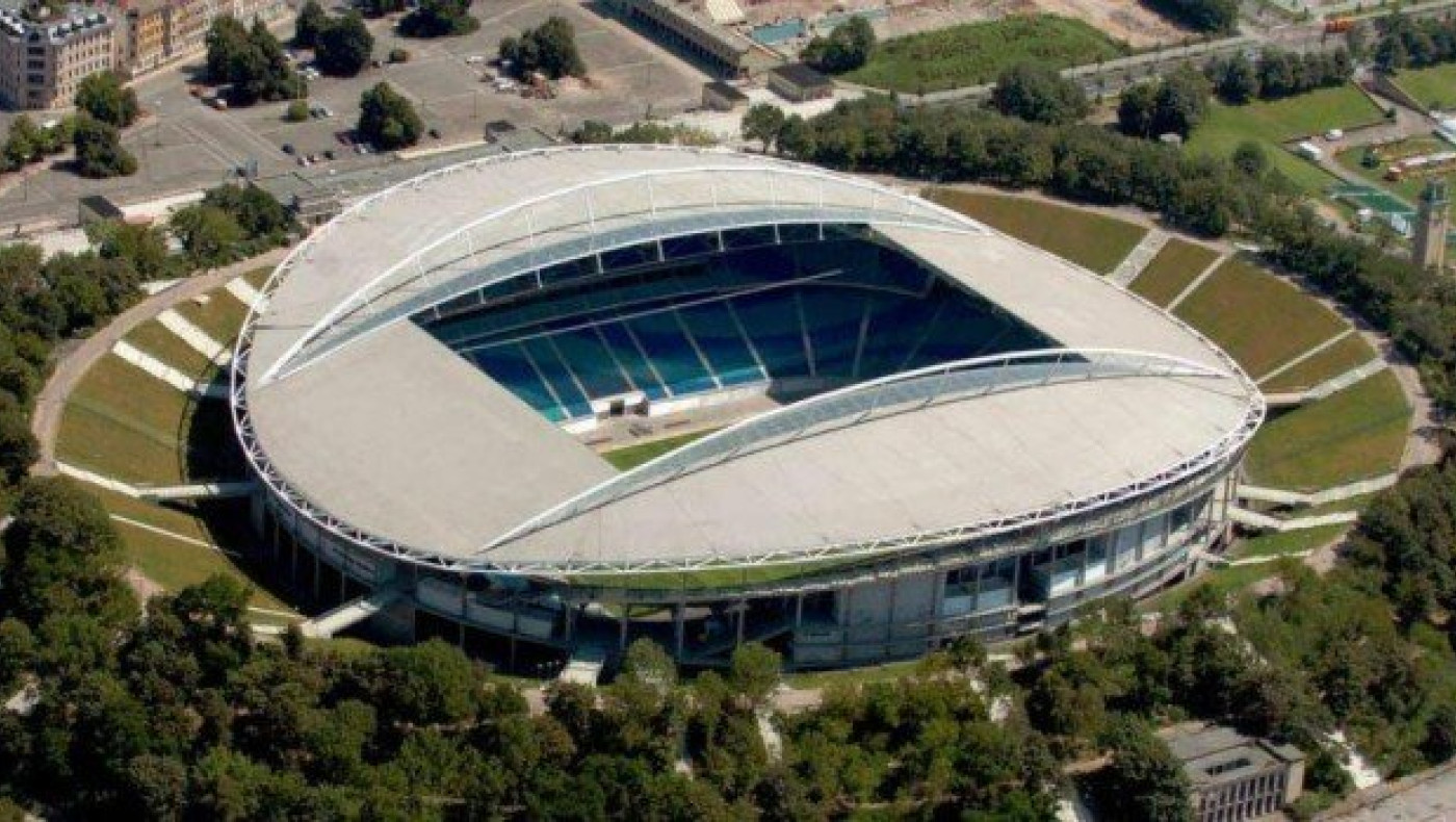 Στην κυριότητα της Λειψίας      η «Red Bull Arena»!