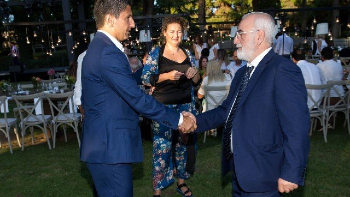 Οι απαντήσεις του            Λουτσέσκου στον Σαββίδη