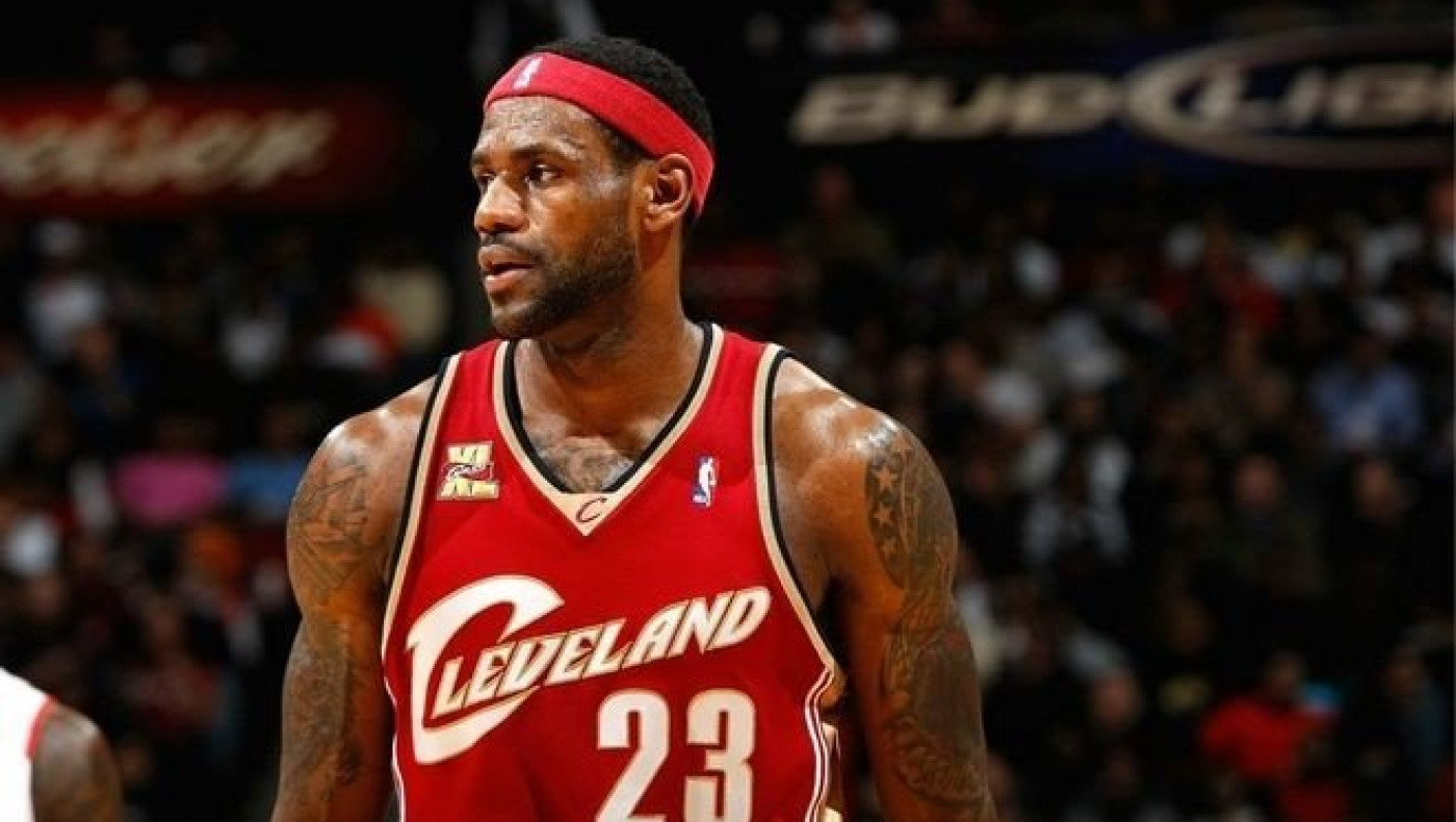 Η γκάφα του Λεμπρόν (video)