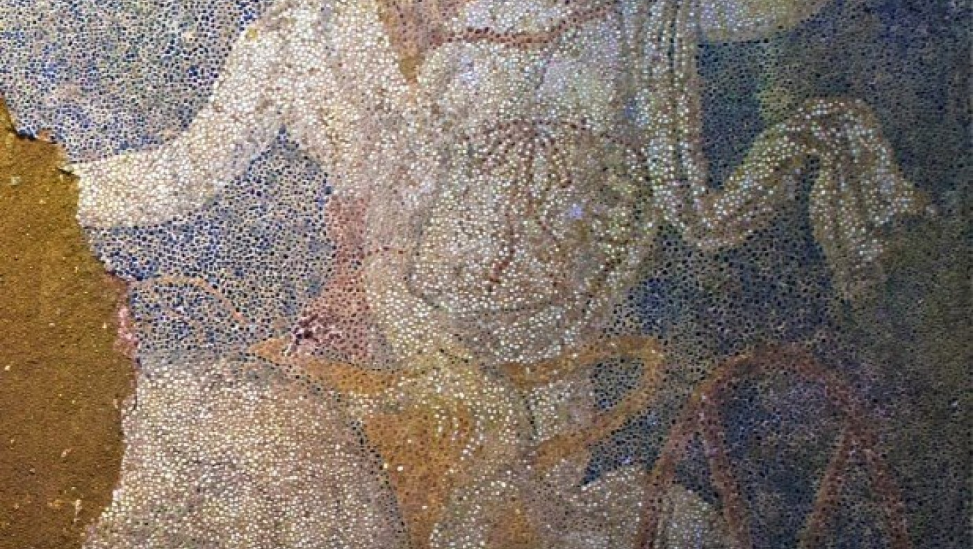 Αποκαλύφθηκε η Περσεφόνη η Αμφίπολη (pic)!