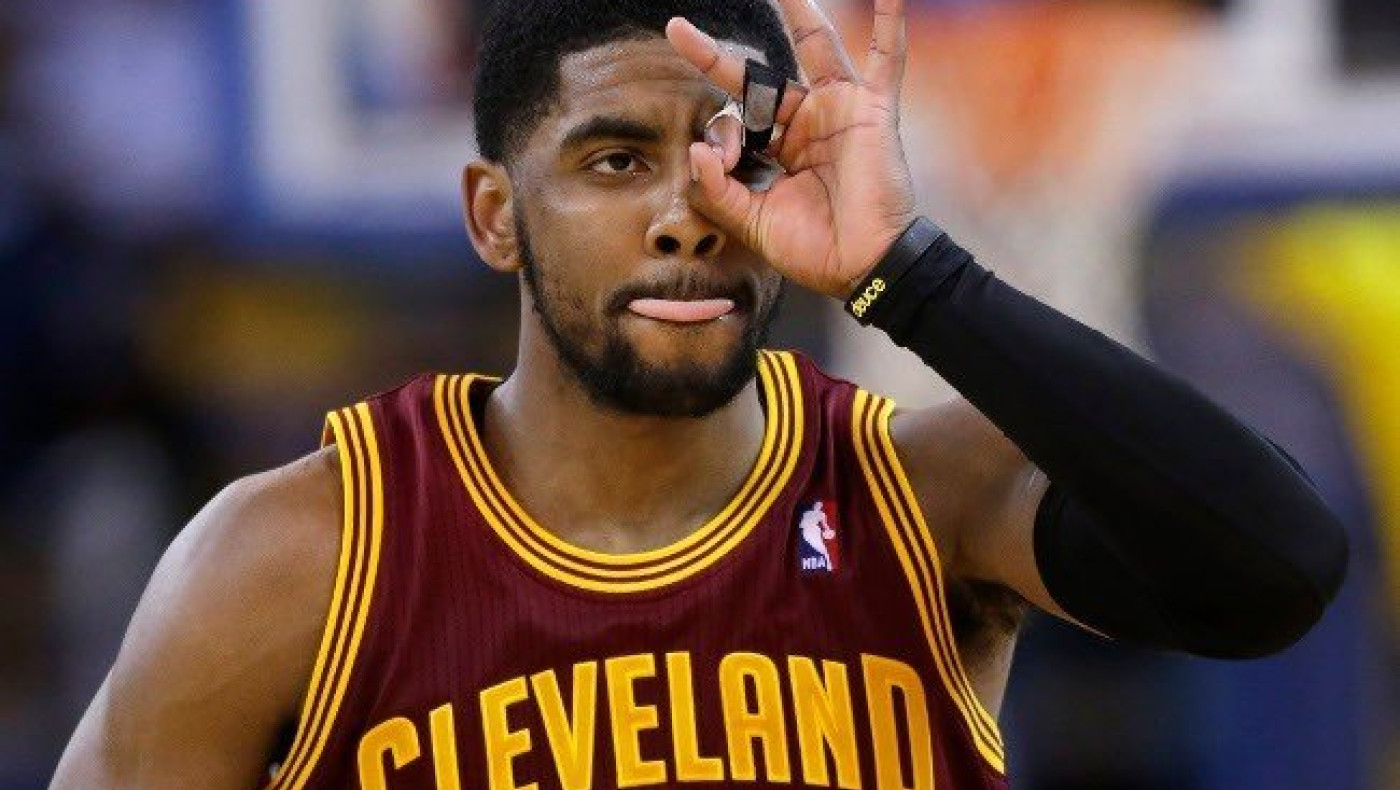 «Κάρφωσε»  στο σπίτι του ο Ίρβινγκ  (VIDEO)