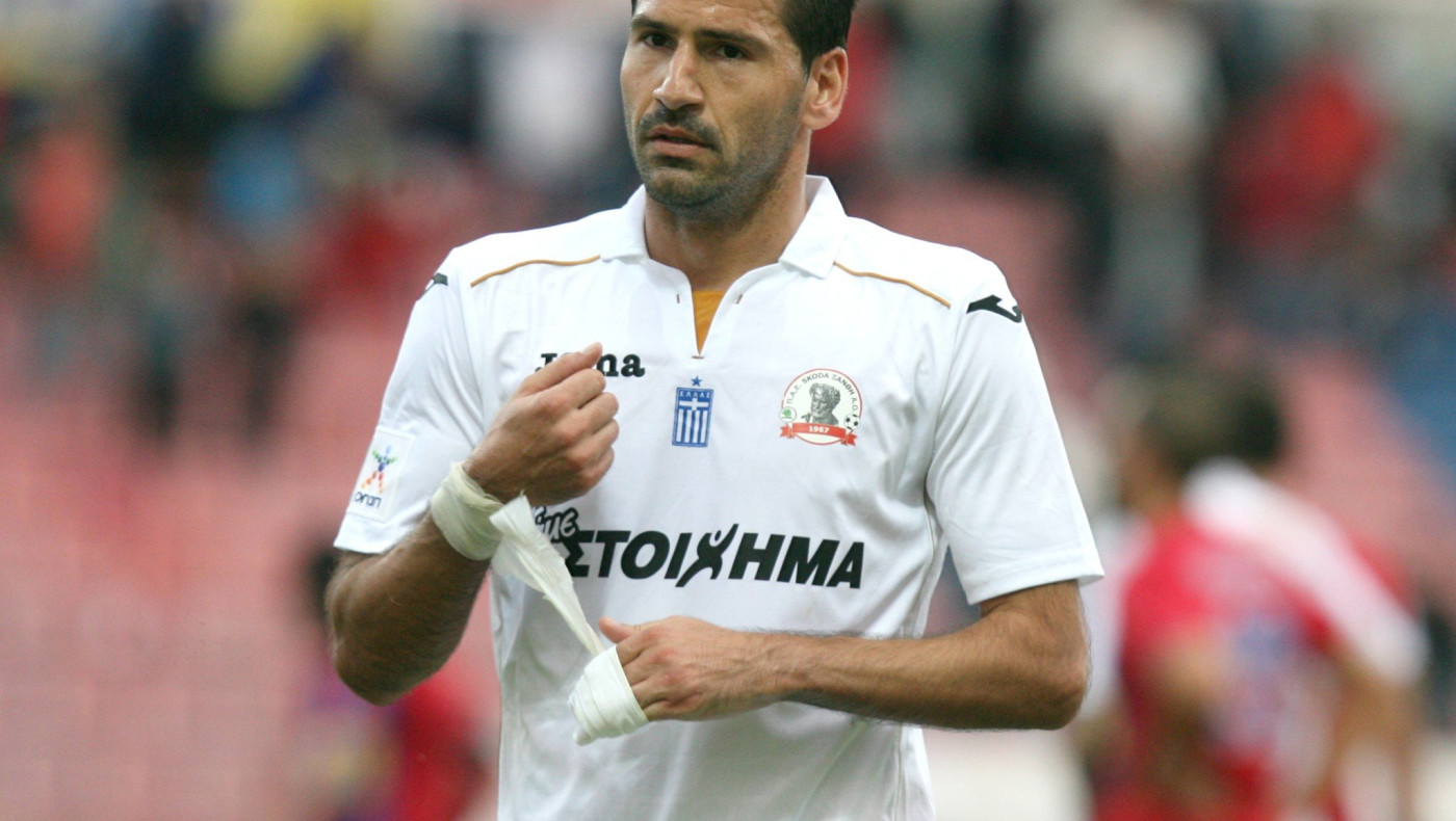 Οι τρεις απουσίες και το ερωτηματικό