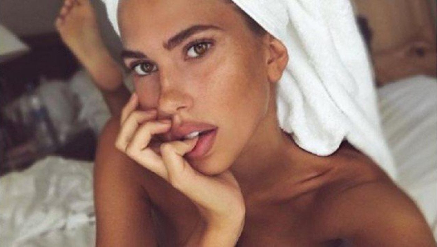 H Kara Del Toro πόζαρε με προκλητικά εσώρουχα και ξεσήκωσε τους πάντες