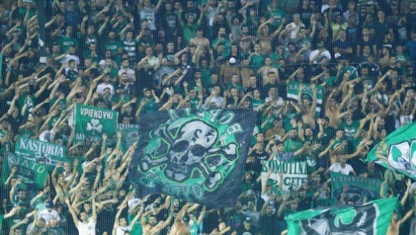 Ντόπες από οπαδούς του   Παναθηναϊκού στην προπόνηση
