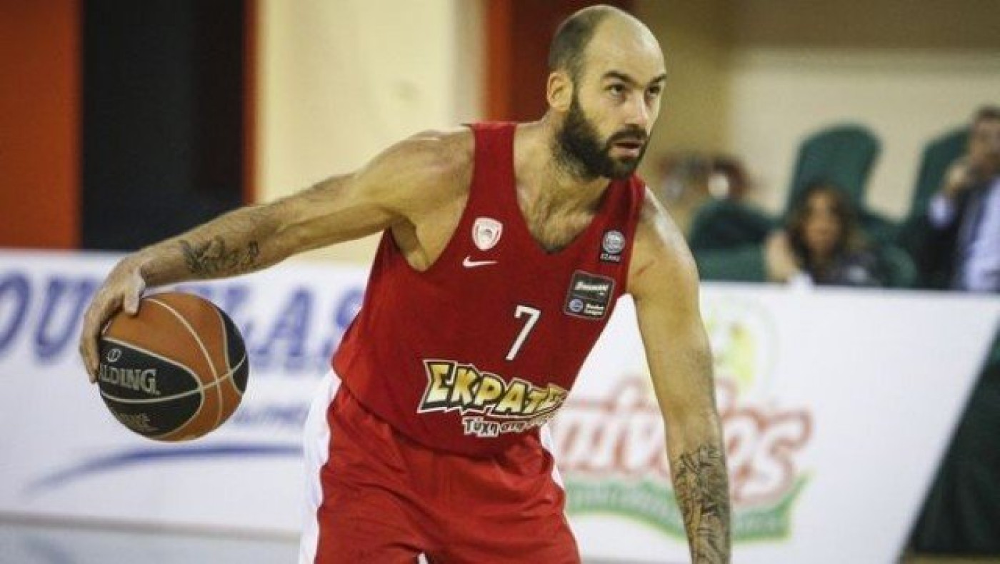 Ξανά εκτός ο                             Σπανούλης!