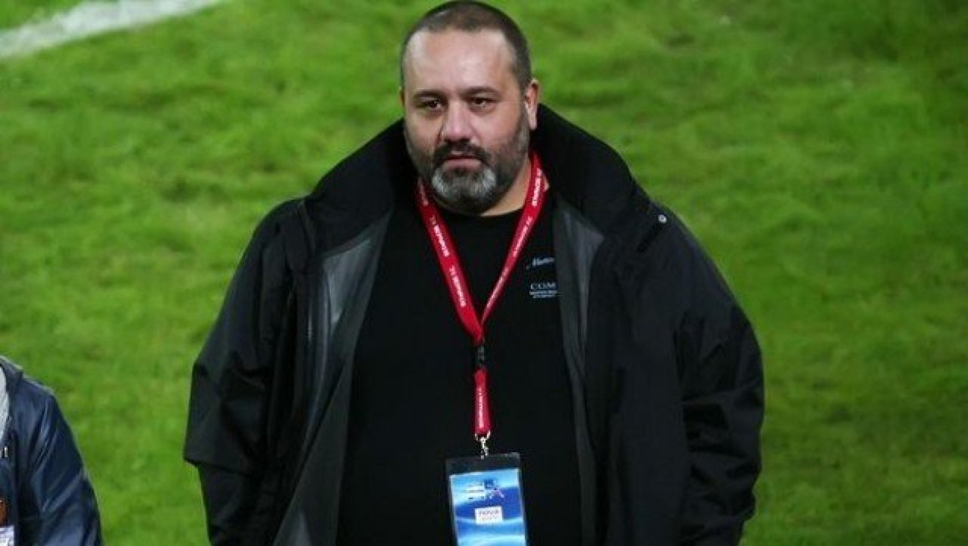 Η              αφιέρωση του     Καραπαπά στον ΣΥΡΙΖΑ!