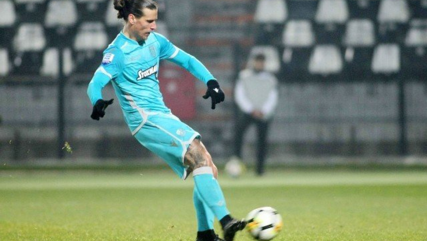 Πολιορκούν τον Πρίγιοβιτς με προτάσεις και «κατασκόπους»