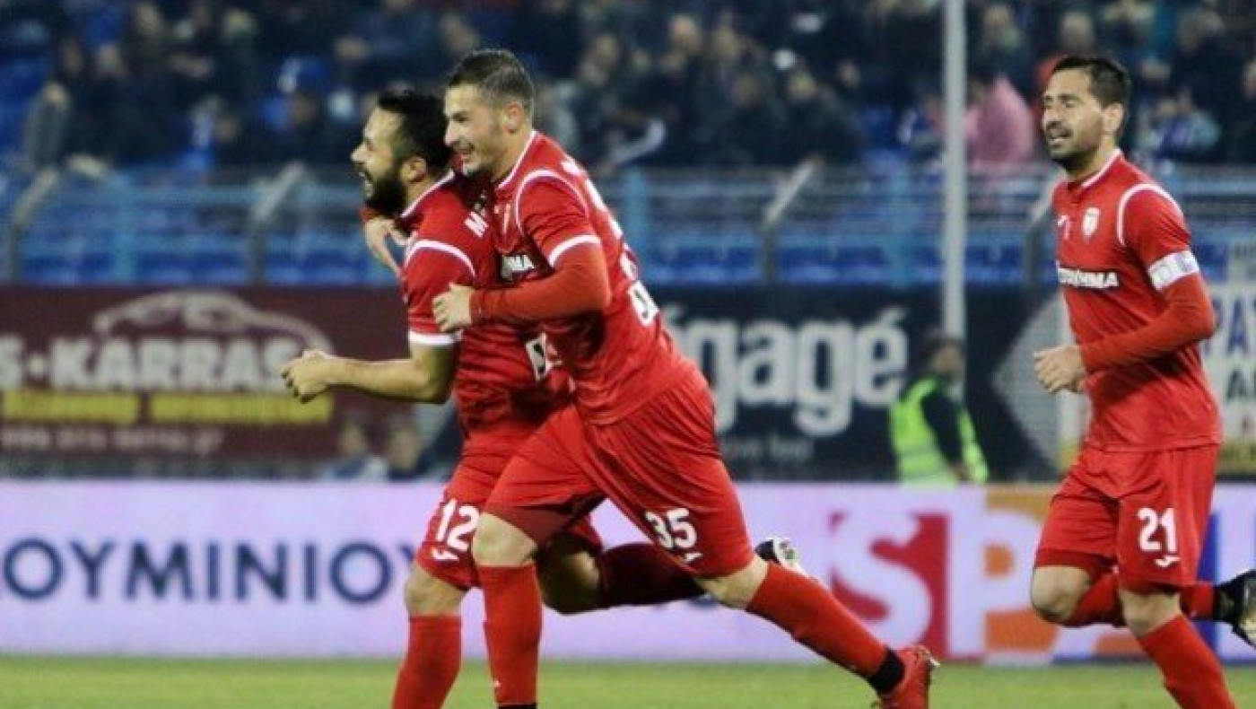 Πέρασε               από την            Λαμία η Ξάνθη!