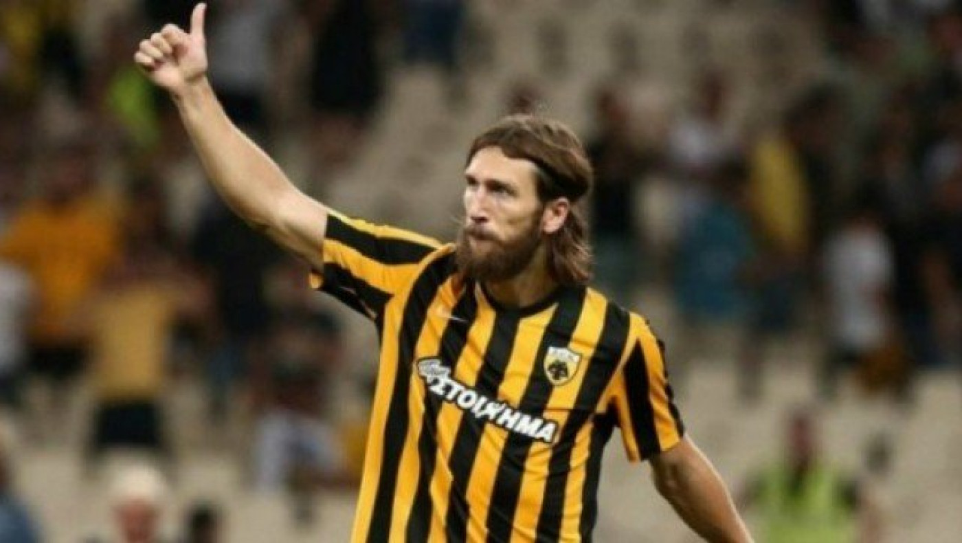 Ανανέωσε με ΑΕΚ ο                        Τσιγκρίνσκι