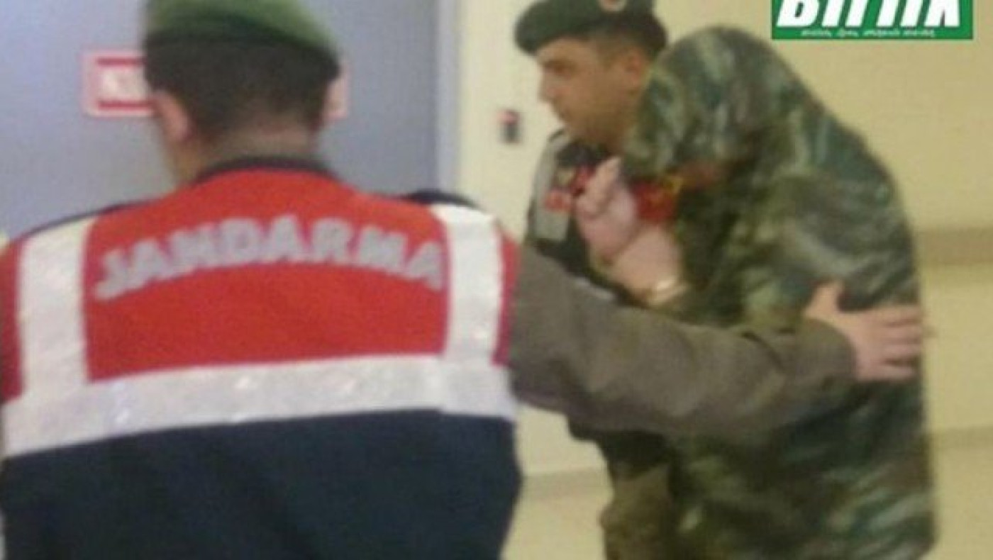 Φωτογραφίες των Ελλήνων στρατιωτικών που κρατούνται στην Τουρκία