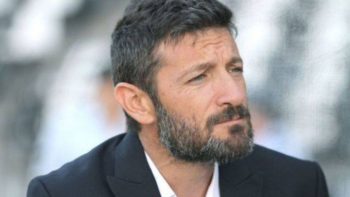 «Ο Κομίνης σφύριξε, η         ΑΕΚ δεν βγήκε να παίξει»