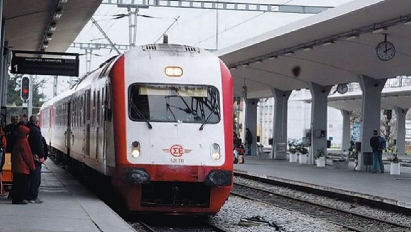 Εκτροχιασμός αμαξοστοιχίας στη Λιλαία