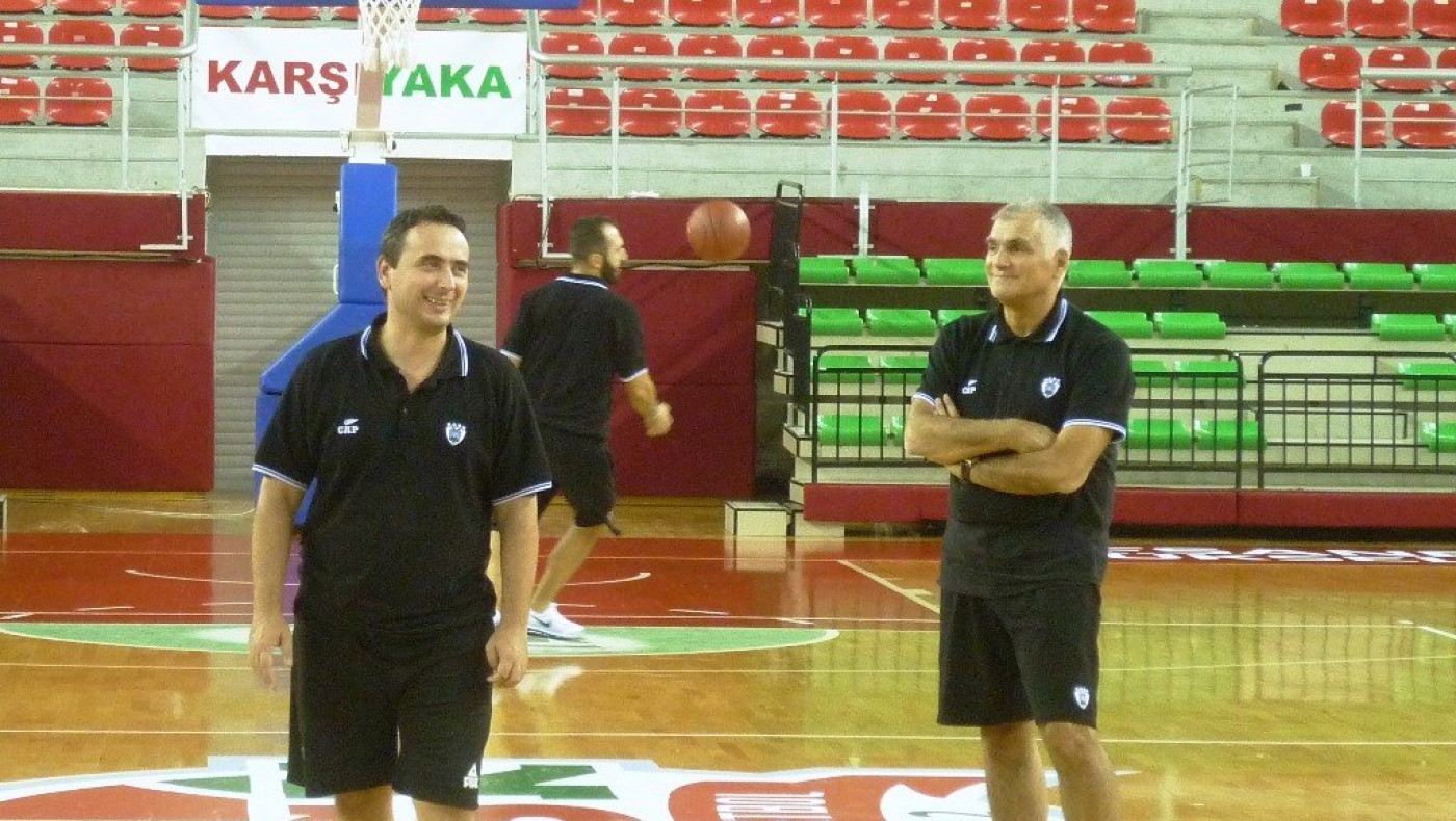 «Να αντέξουμε την πίεση»