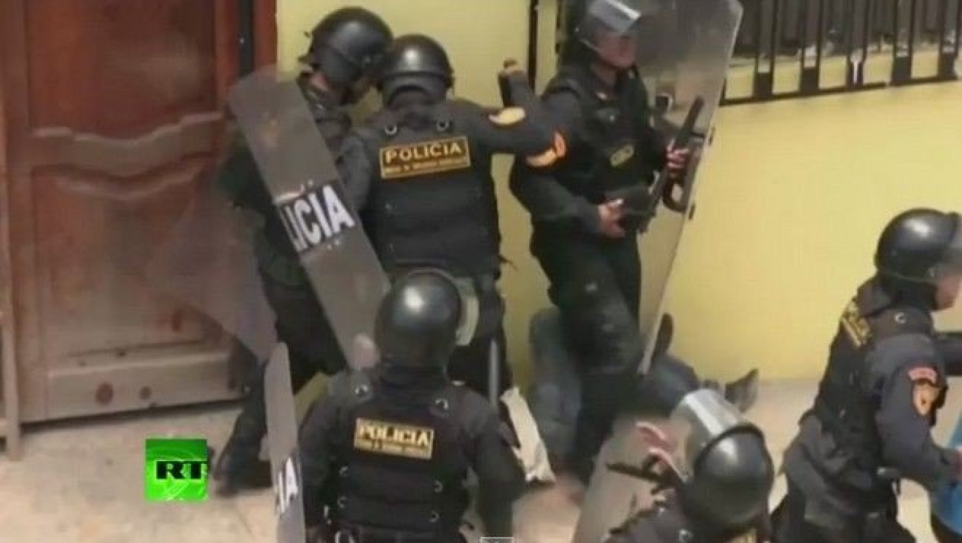 Περουβιανός δολοφονείται από αστυνομικούς επειδή αντιστεκόταν σε έξωση