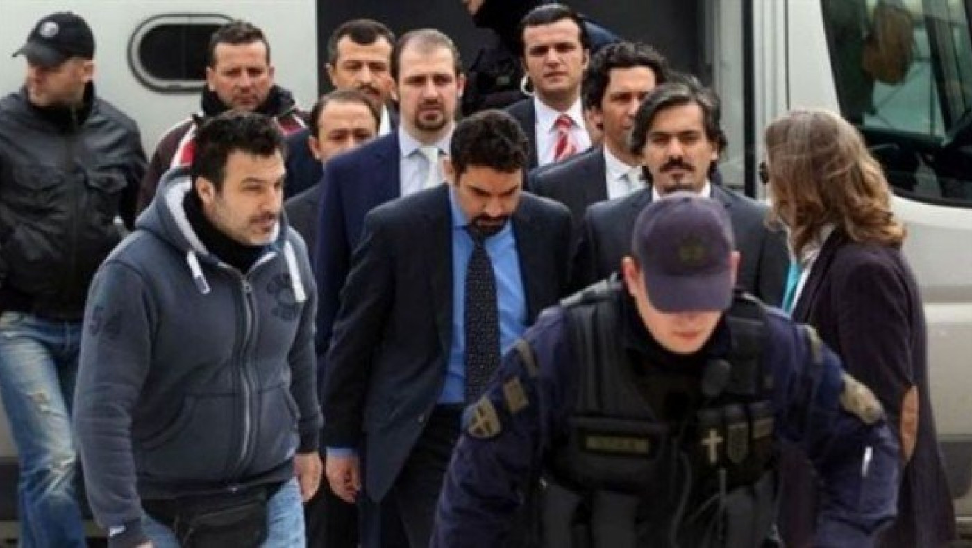 Eκπρόσωπος Ερντογάν: Σκάνδαλο η ελληνική απόφαση για τους δύο Τούρκους