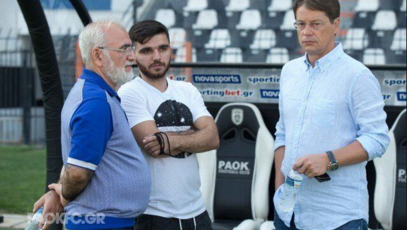 Ετοιμάζει   ομαδάρα για                          Champions League